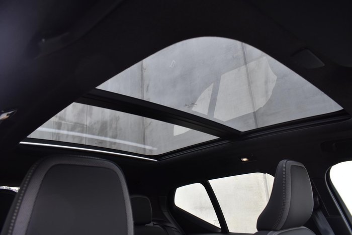 2025 Volvo EX40 Ultra Single Motor Extended Range