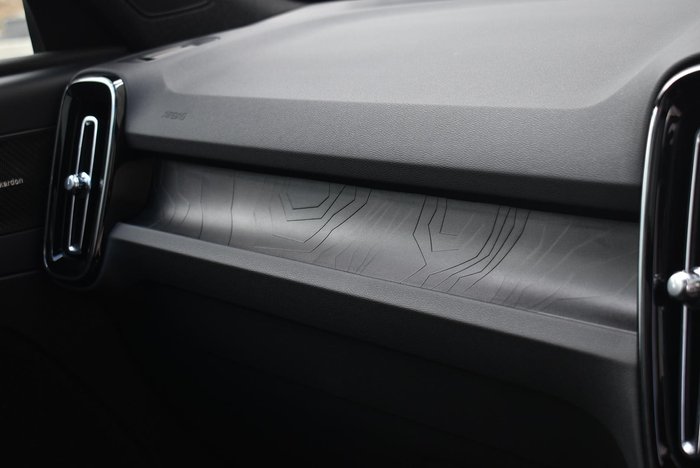 2025 Volvo EX40 Ultra Single Motor Extended Range