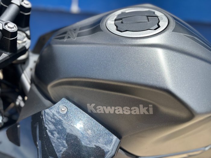 2022 Kawasaki Z400 Grey