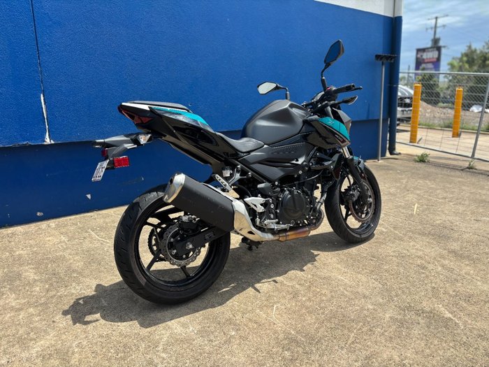 2022 Kawasaki Z400 Grey
