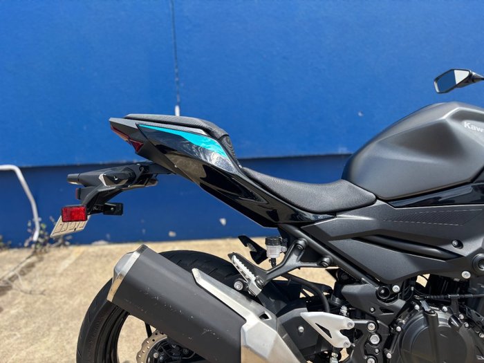 2022 Kawasaki Z400 Grey