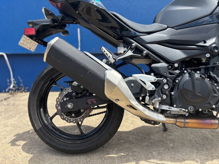 2022 Kawasaki Z400 Grey