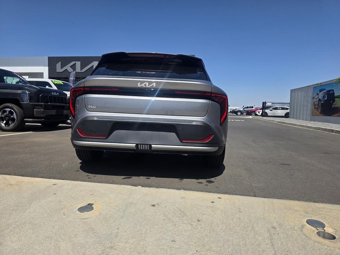 2025 Kia K4 S