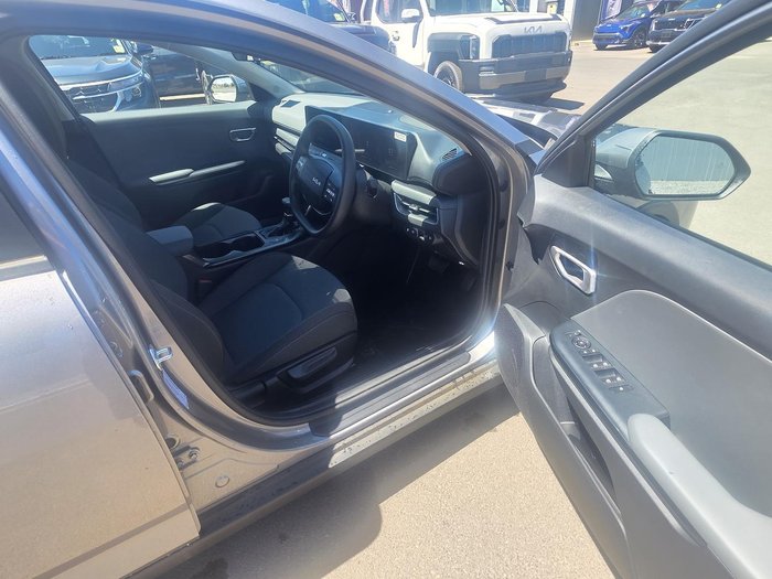 2025 Kia K4 S