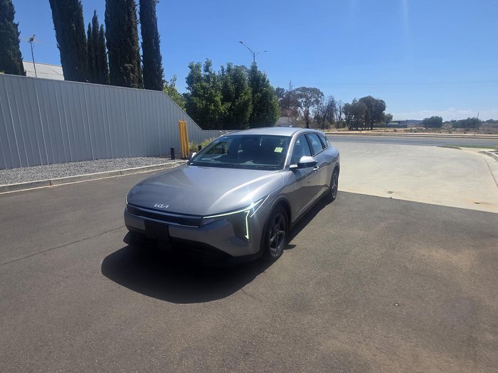 2025 Kia K4 S