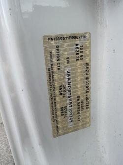 2011 Isuzu Npr White