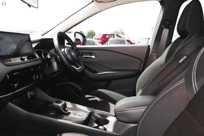 2025 Nissan QASHQAI ST-L