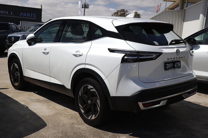 2025 Nissan QASHQAI ST-L