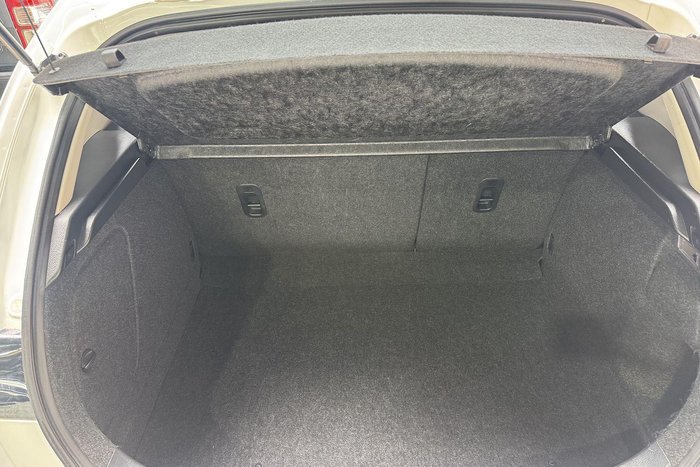 2010 Mazda 3 Maxx BL Series 1 MY10 Crystal White Pearl