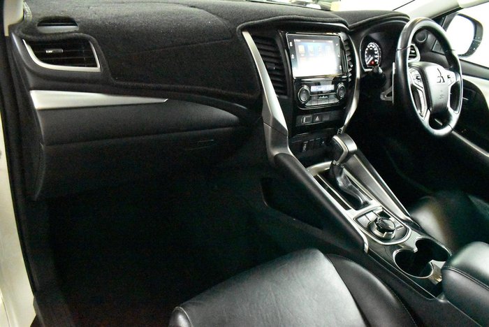 2018 Mitsubishi Pajero Sport GLS