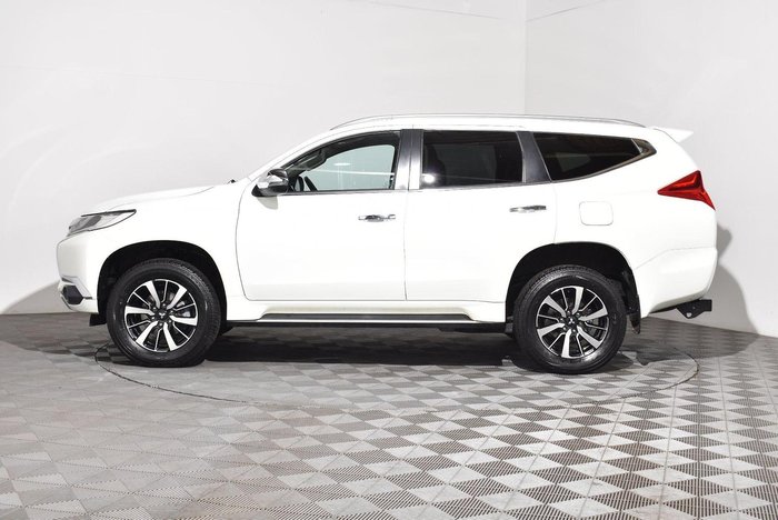 2018 Mitsubishi Pajero Sport GLS