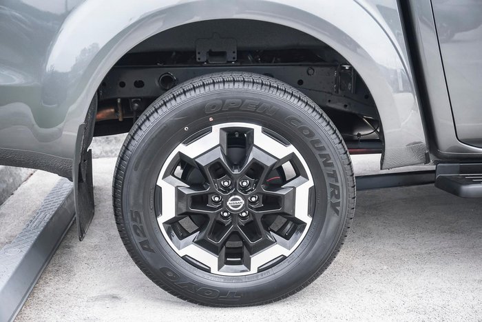 2025 Nissan Navara ST-X