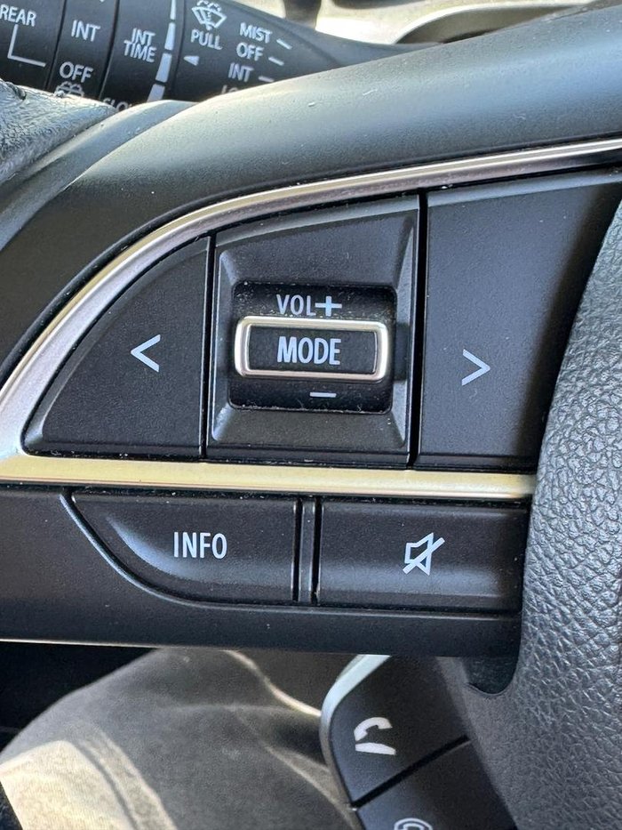 2022 Suzuki Swift GL AZ Series II Pure White