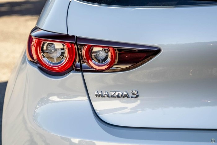 2025 Mazda 3 G20 Evolve