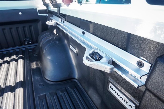 2025 Nissan Navara ST-X