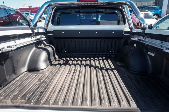 2025 Nissan Navara ST-X