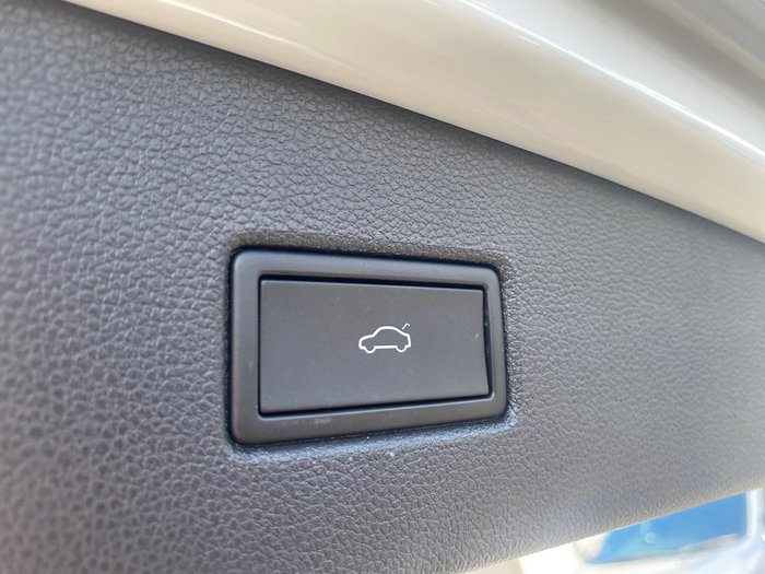 2023 Volkswagen Tiguan R