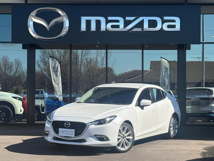 2017 Mazda 3 SP25 GT