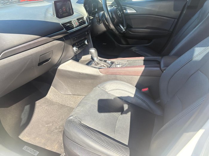 2017 Mazda 3 SP25 GT