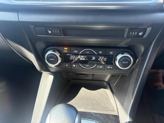 2017 Mazda 3 SP25 GT