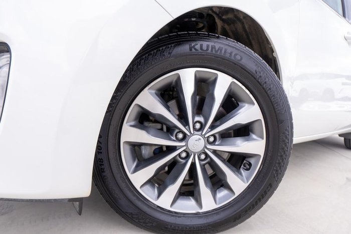 2015 Kia Carnival SLi