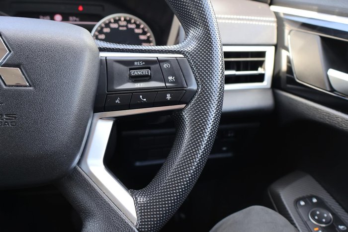 2023 Mitsubishi Outlander ES ZM MY24 Graphite Grey