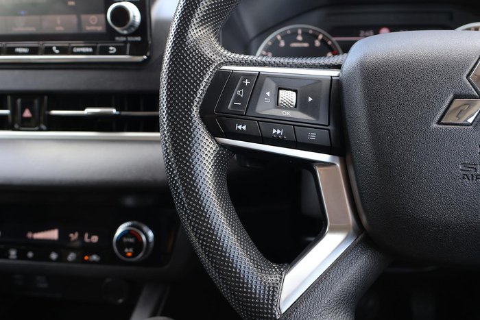 2023 Mitsubishi Outlander ES