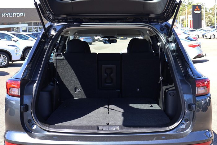 2023 Mitsubishi Outlander ES ZM MY24 Graphite Grey