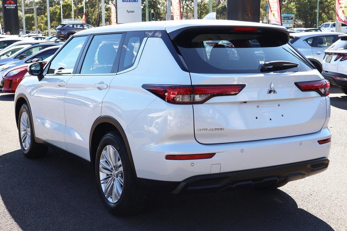 2023 Mitsubishi Outlander ES ZM MY23 White
