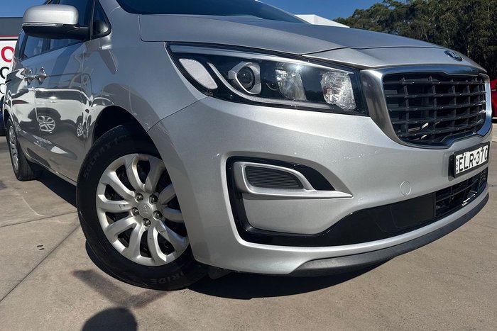 2020 Kia Carnival S