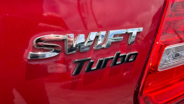 2018 Suzuki Swift GLX Turbo