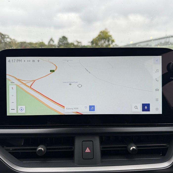 2025 Lexus UX 300h Luxury