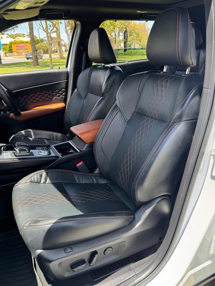 2021 Mitsubishi Outlander Exceed Tourer ZM MY22 AWD White Diamond with Black Mica Roof