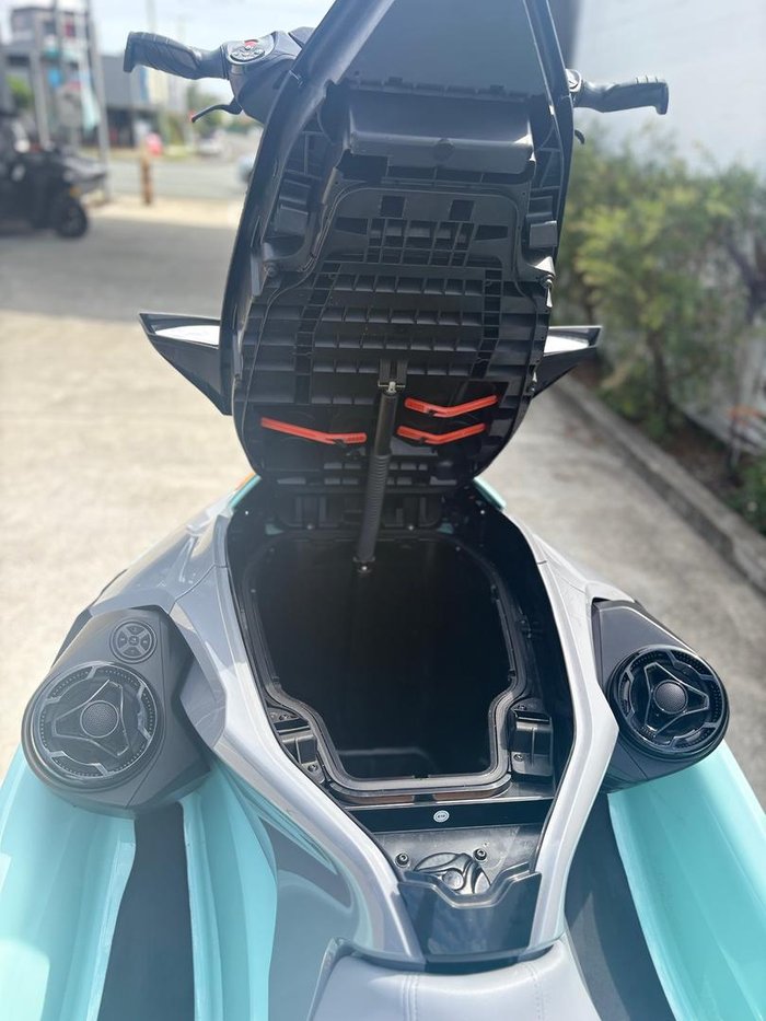 2024 SEA-DOO Wake Pro 230