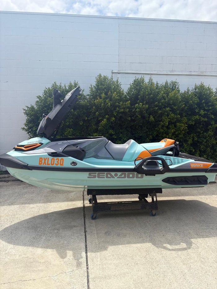 2024 SEA-DOO Wake Pro 230