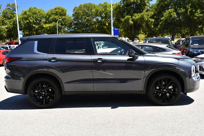2024 Mitsubishi Outlander Black Edition