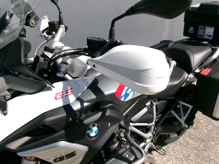 2021 BMW Motorrad R 1250 GS Light white. (13-11)