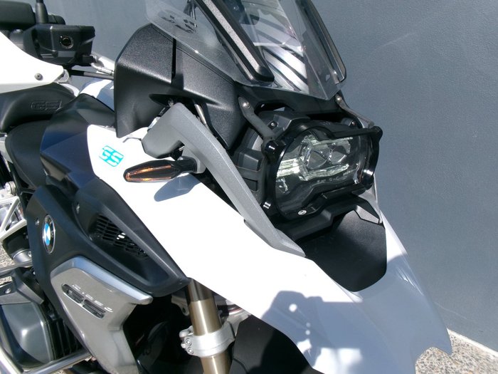 2021 BMW Motorrad R 1250 GS Light white. (13-11)