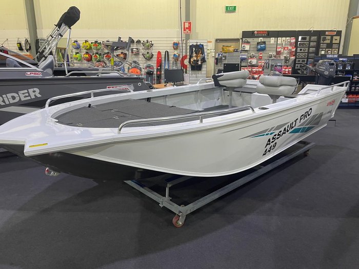 2026 Stacer 449 Assault Pro