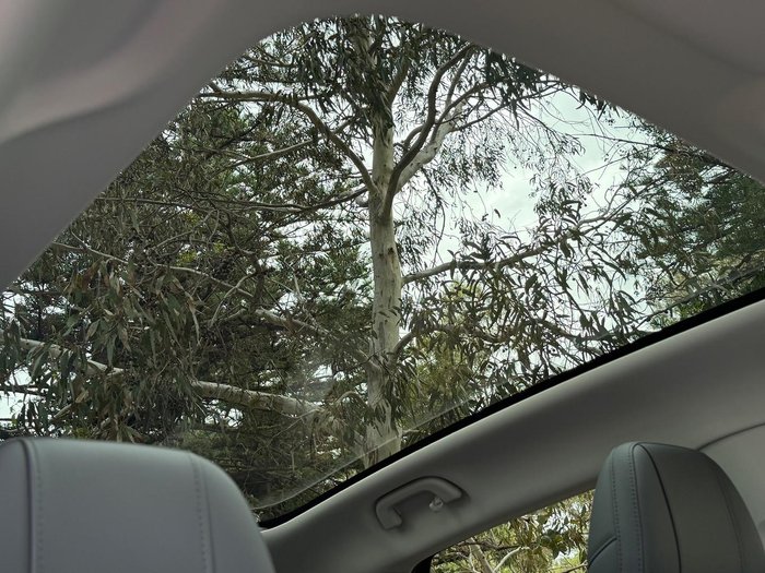 2025 Leapmotor B10 Design LR