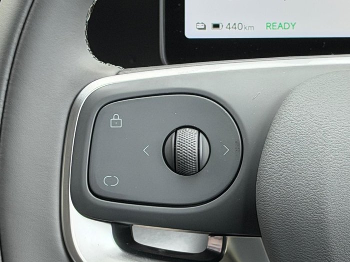 2025 Leapmotor B10 Design LR