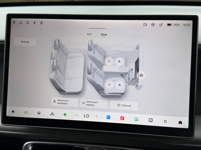 2025 Leapmotor B10 Design LR