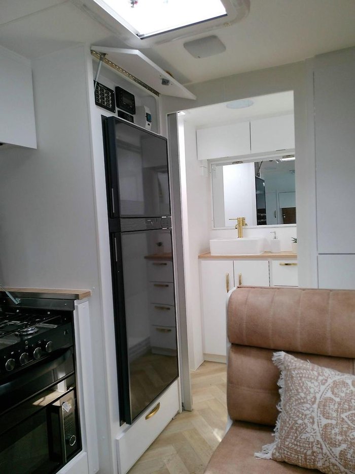 2025 Supreme 2000_R_K2e1_T Territory 2000