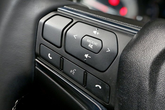 2023 Isuzu MU-X LS-T