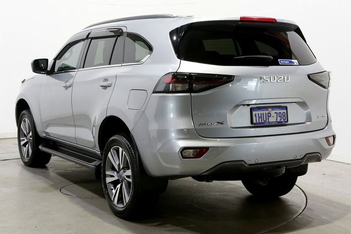 2023 Isuzu MU-X LS-T