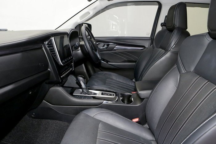 2023 Isuzu MU-X LS-T