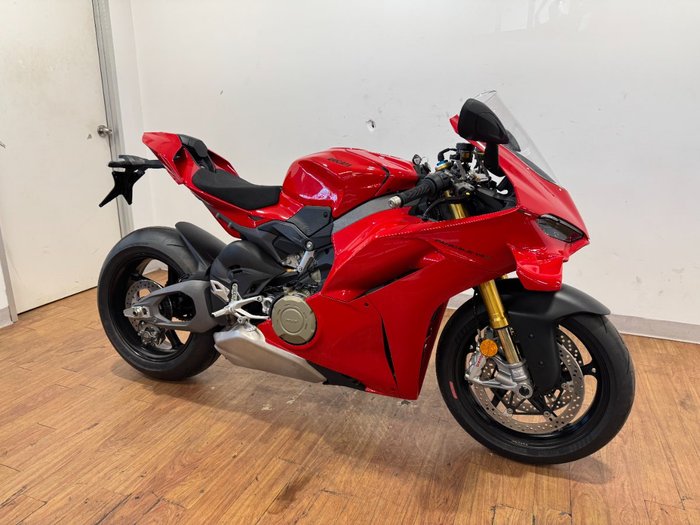 2025 Ducati PANIGALE V4 S