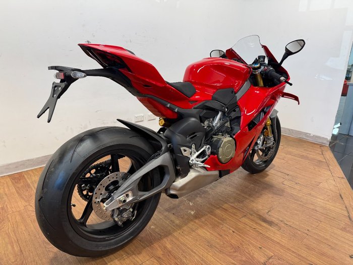 2025 Ducati PANIGALE V4 S