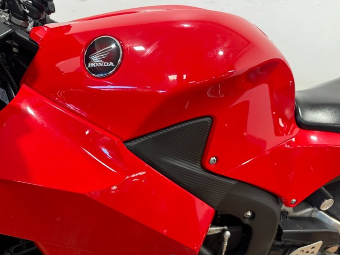 2015 Honda CBR600RR RED