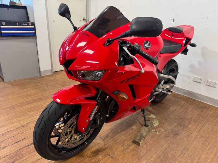 2015 Honda CBR600RR RED